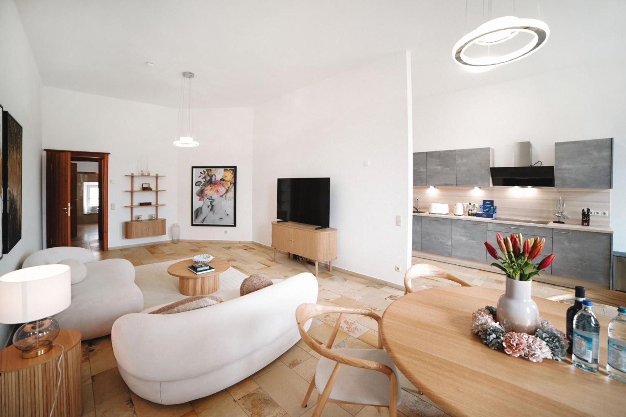 Loewenherz Homes Luxury Apartment - Stadt- Und Seenaehe - Fellnasenfreundlich - Lichtdurchflutet Stephanskirchen Luaran gambar