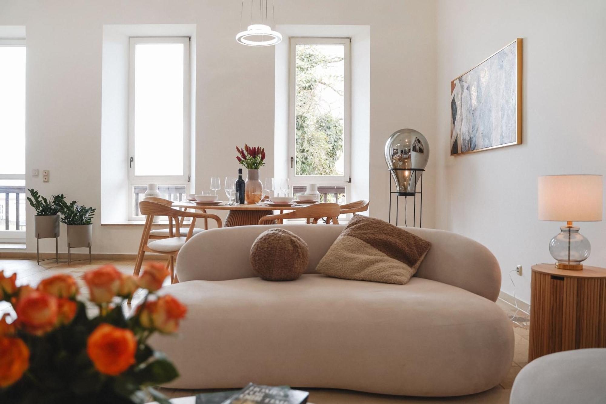 Loewenherz Homes Luxury Apartment - Stadt- Und Seenaehe - Fellnasenfreundlich - Lichtdurchflutet Stephanskirchen Luaran gambar